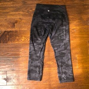 Lululemon align crops